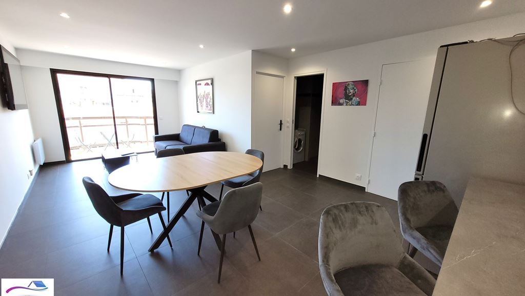 Appartement F3 MANDELIEU LA NAPOULE 280000€ L'Agence du Sud-Est Appartement F3 MANDELIEU LA NAPOULE 280000€ L'Agence du Sud-Est