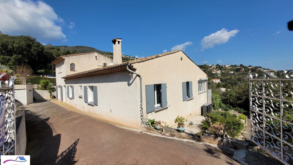 Maison indépendante MANDELIEU LA NAPOULE 849000€ L'Agence du Sud-Est Maison indépendante MANDELIEU LA NAPOULE 849000€ L'Agence du Sud-Est