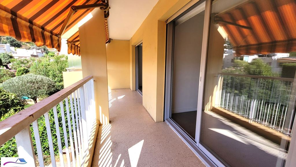 Appartement F4 MANDELIEU LA NAPOULE 329000€ L'Agence du Sud-Est Appartement F4 MANDELIEU LA NAPOULE 329000€ L'Agence du Sud-Est
